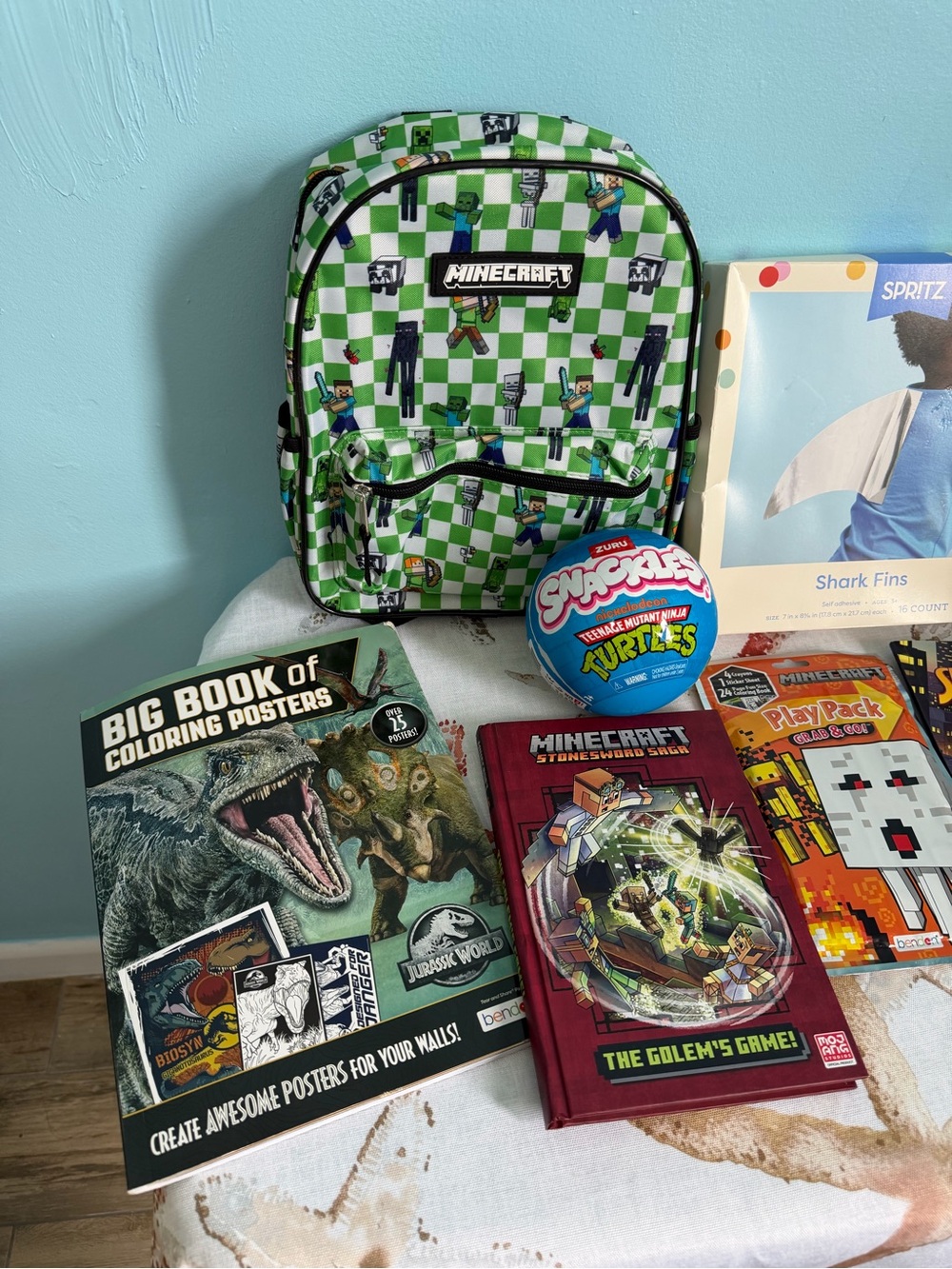 Minecraft backpack, books, flippers, toys - Picture 2 of 6